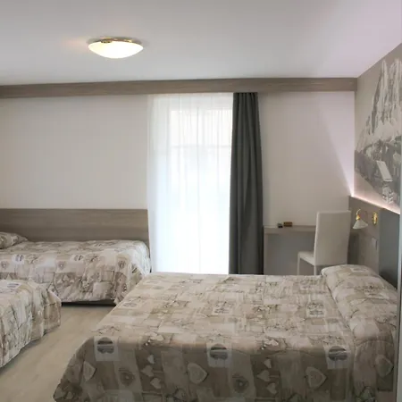 Hotel Cima Undici 3*